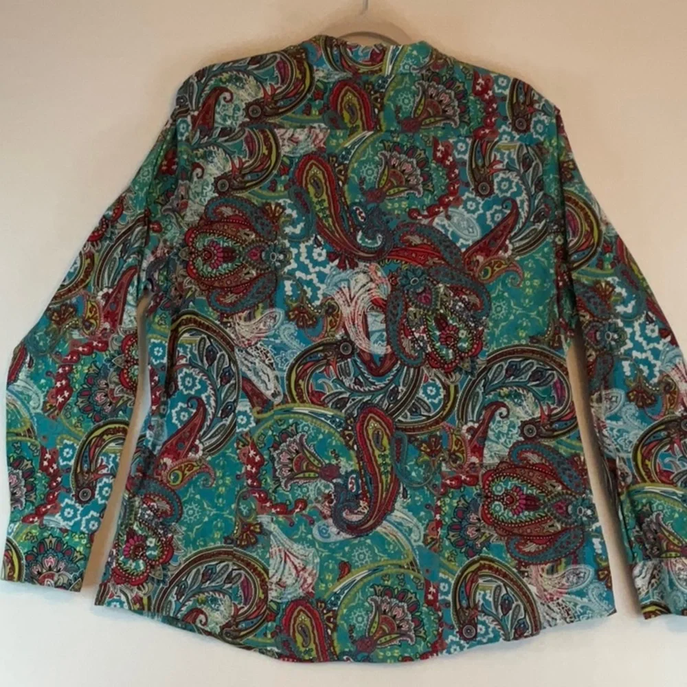 Chico’s Colorful Paisley Button-Up Shirt- size 3 - Picture 5 of 5